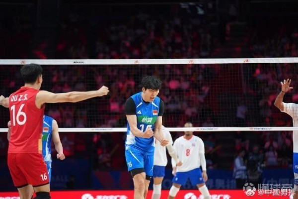 中国男排3-0击败古巴男排，取得本赛季首场胜利