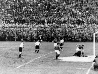 世界杯史话08：意大利赢得的第一座世界杯，靠归化和裁判？