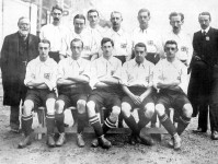 世界杯史话02：世界杯的雏形赛事，和立顿红茶有什么关系？