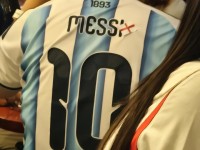 一间爱尔兰酒吧里的英阿大战