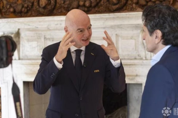 因凡蒂诺：我是意大利和国米球迷；如今梅西和C罗依旧在巅峰