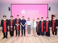 孙颖莎、王曼昱从上海交大毕业，九月将进入清华读研