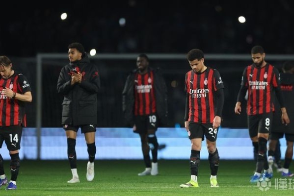 欧冠与世界杯背景下的赛季竞争格局：那不勒斯胜AC米兰引发的积分与战略反思