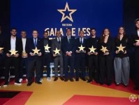 加泰足协进行年度颁奖，巴萨共斩获六项大奖