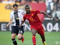 每体：巴萨将恩迪卡视为巴斯托尼的备选，罗马要价超4500万欧