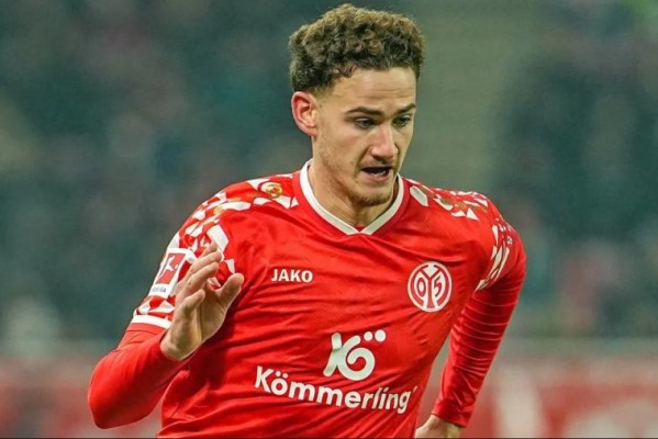 六个月从第六级别到德甲 莫雷诺·费尔的崛起之路