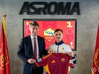 官方：罗马租借签下拜仁边锋萨拉戈萨，含买断权