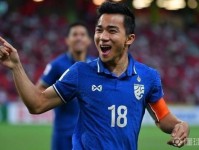 泰国梅西颂克拉辛回忆中泰历史交锋，他本期因伤无缘集训