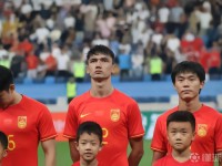 专访木塔力甫：踢球的快乐与踢出来的意义 _ 年轻人来了