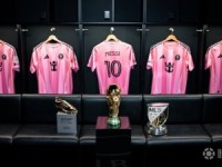 迈阿密国际官方：球迷可在梦想杯活动中与梅西的奖杯合影