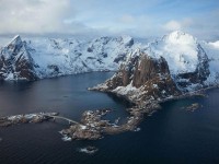 记者称皇马表现软弱，库尔图瓦：请保持尊重，不然就终止采访