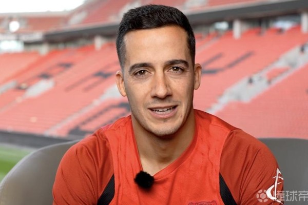 巴斯克斯：我从C罗身上学到很多；足球世界中没有轻松的比赛