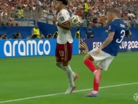 半场战报：法国0-1西班牙，亚马尔造点，奥亚萨瓦尔点射