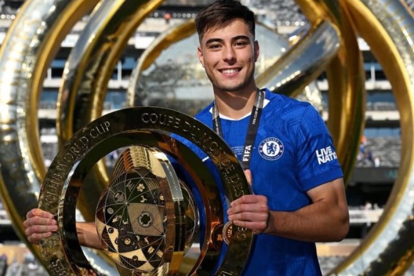 罗马诺：安塞尔米诺不可能回多特；白堡是租借他的最大热门