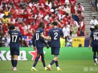 队报：欧冠决赛点球前，维蒂尼亚阿什拉夫全程保护点球点不被破坏