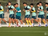 北青：蒋光太因伤缺席国足训练，助教周挺、于汉超担任陪练