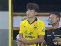 里程碑，广州豹球员刘斌个人职业生涯俱乐部赛事已出战100场