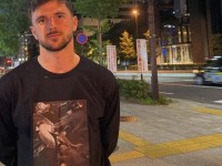 享受假期，芒特休假期间来到日本东京游玩