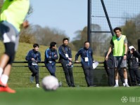 英超与中国足协深化青训合作，第四期青训教练培训收官