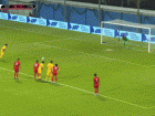 半场战报：国足2-0新加坡，塞尔吉尼奥首球，张玉宁点射