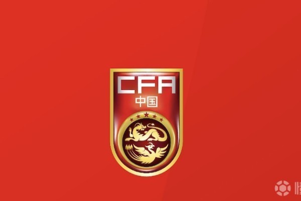 国足2026年首期集训名单：塞鸟在列，马镇、闫炳良入选；将去肇庆、迪拜集训