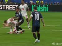 半场战报：英格兰0-0阿根廷，双方0射正，两队多次激烈对抗