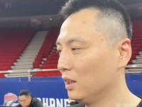 卢伟：总决赛的舞台已经交给球员，年轻和冲击力是我们的优势