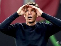 米体：米兰需在本周给格拉斯纳明确答复；斯洛特只是流言