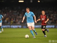 11胜4平，那不勒斯是本赛季意甲唯一主场保持不败的球队