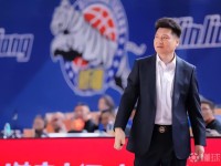 官方：姜正秀担任新疆主教练、齐麟完成续约