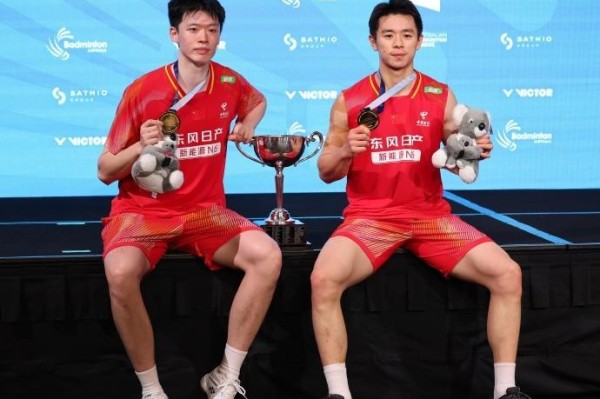 澳大利亚羽毛球公开赛：陈柏阳_刘毅夺得男双冠军，国羽三冠两亚